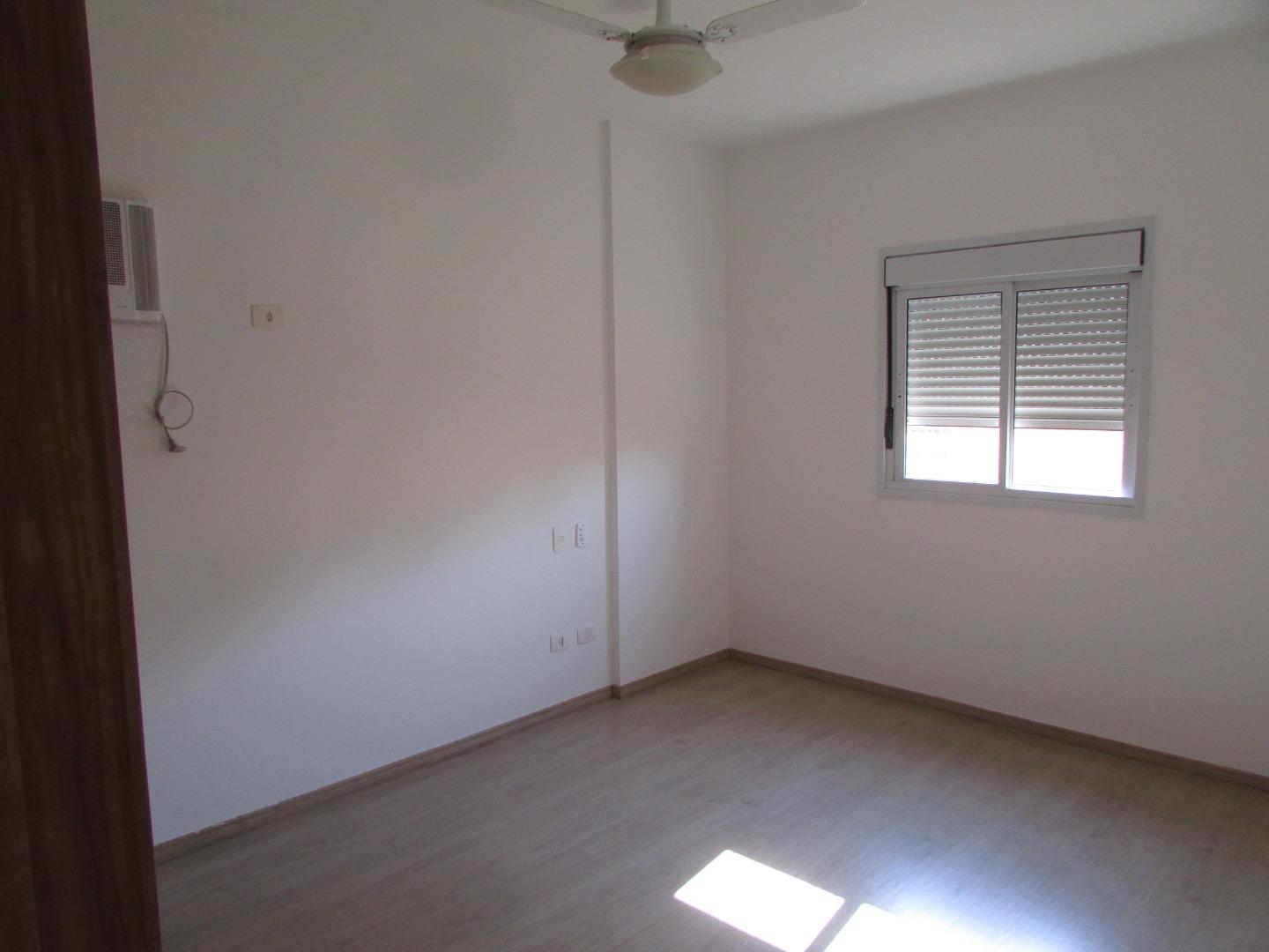 Apartamento para alugar com 3 quartos, 112m² - Foto 14