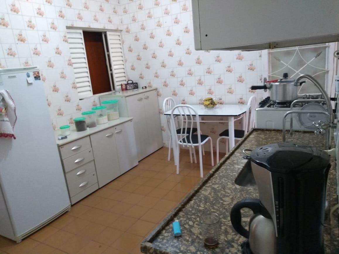 Casa à venda com 1 quarto, 45m² - Foto 6