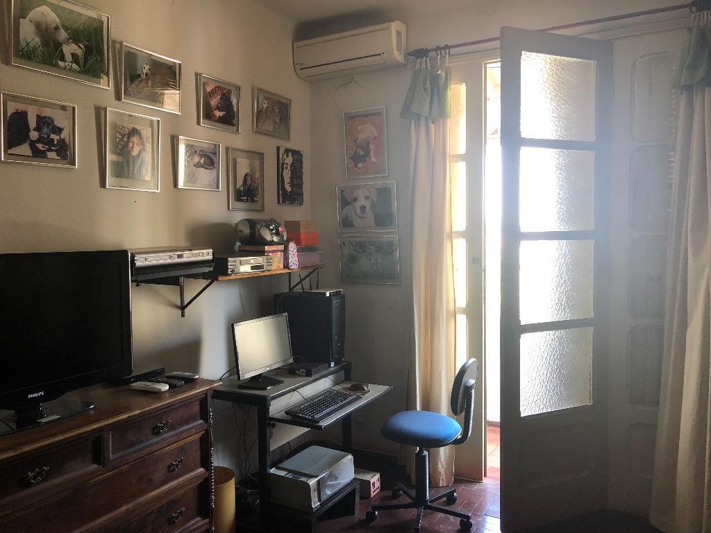 Casa à venda com 3 quartos, 263m² - Foto 3