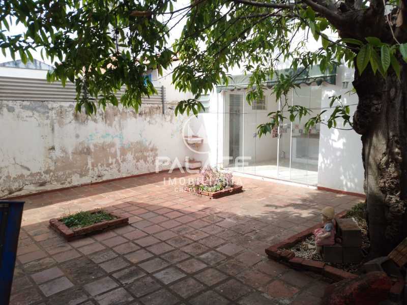 Casa à venda com 5 quartos, 205m² - Foto 24