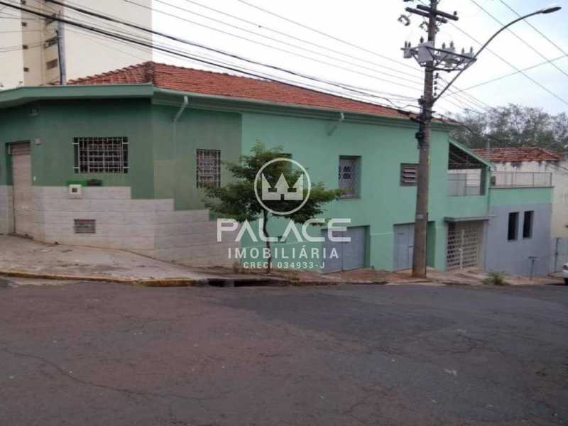 Casa à venda com 5 quartos, 185m² - Foto 2