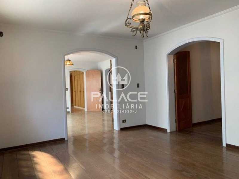 Casa à venda com 6 quartos, 293m² - Foto 13