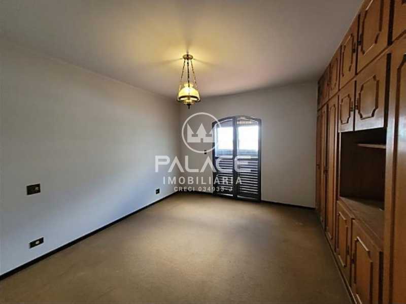 Casa à venda e aluguel com 6 quartos, 293m² - Foto 15