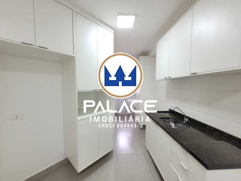 Apartamento para alugar com 2 quartos, 70m² - Foto 17