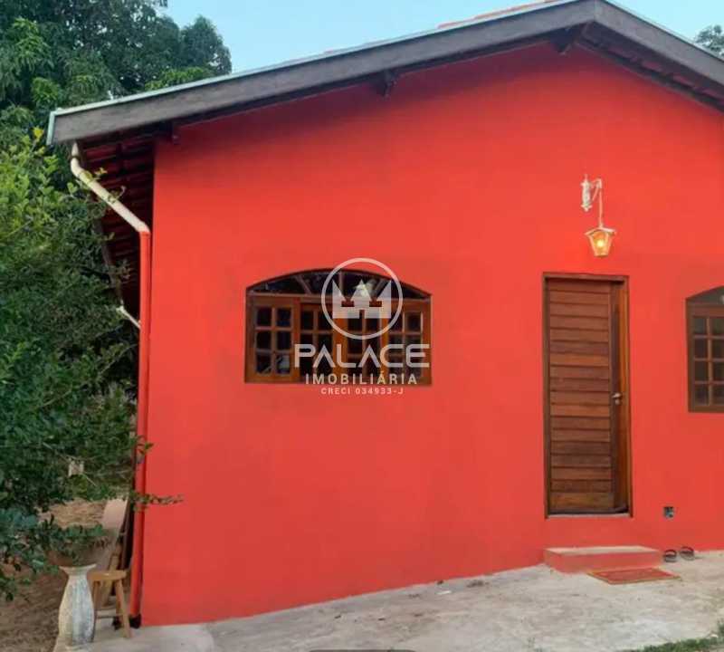 Casa à venda com 2 quartos, 80m² - Foto 2