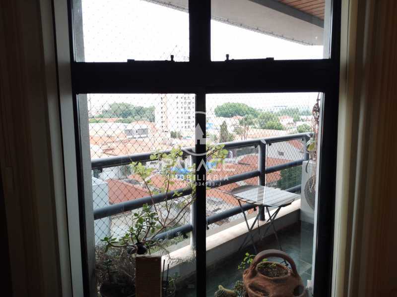 Apartamento à venda com 3 quartos, 117m² - Foto 6