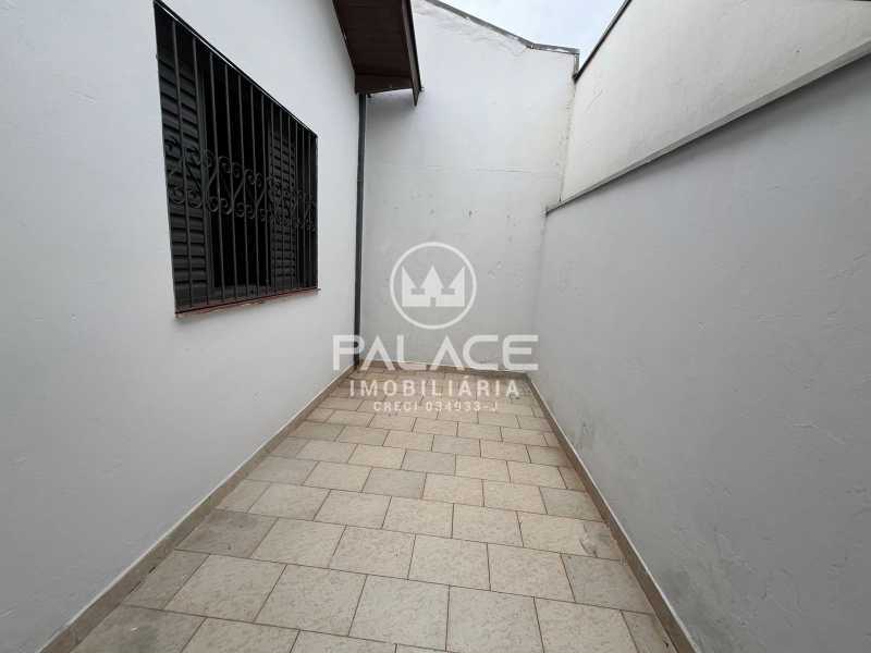 Casa para alugar com 2 quartos, 88m² - Foto 9