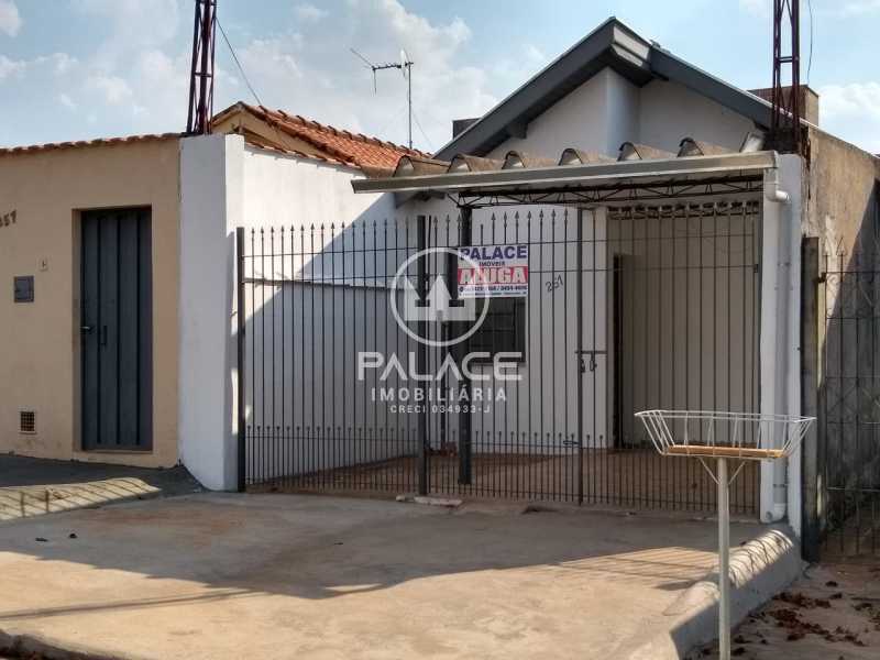 Casa à venda com 2 quartos, 88m² - Foto 2