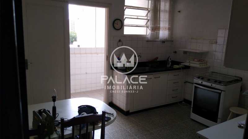 Apartamento à venda com 3 quartos, 120m² - Foto 18