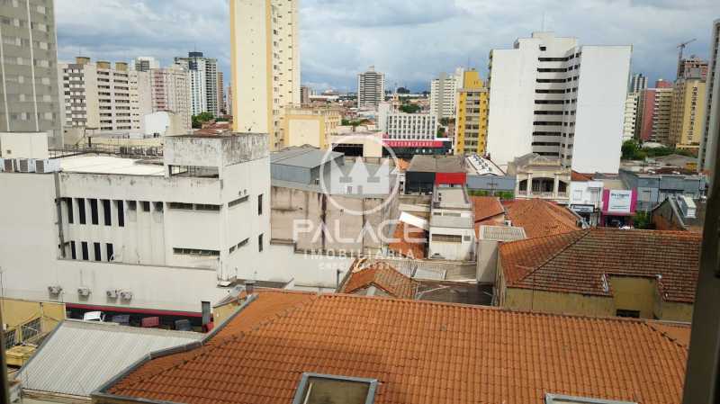 Apartamento à venda com 3 quartos, 120m² - Foto 3