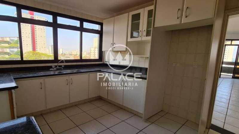 Apartamento à venda com 4 quartos, 189m² - Foto 12