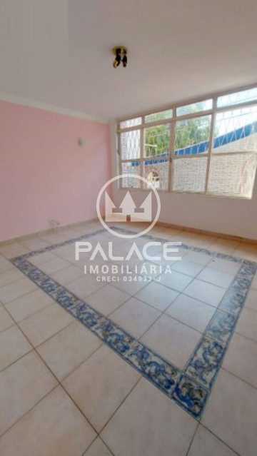 Casa à venda com 4 quartos, 280m² - Foto 2