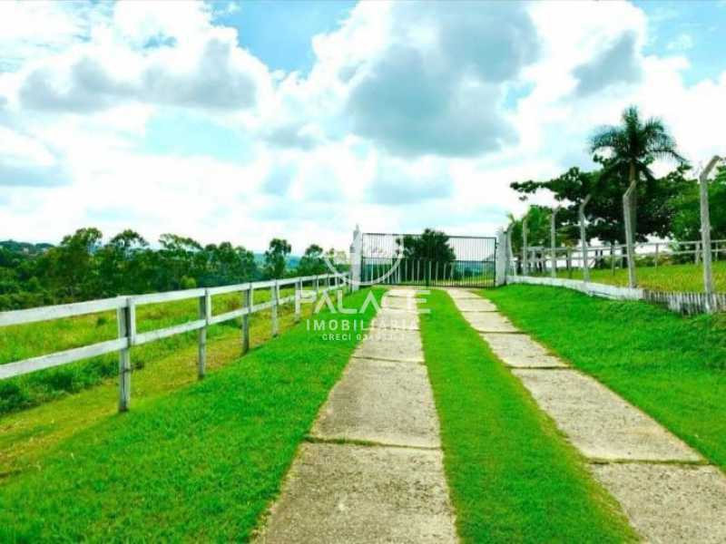 Haras e Área Rural Padrão à venda com 3 quartos, 2000m² - Foto 19