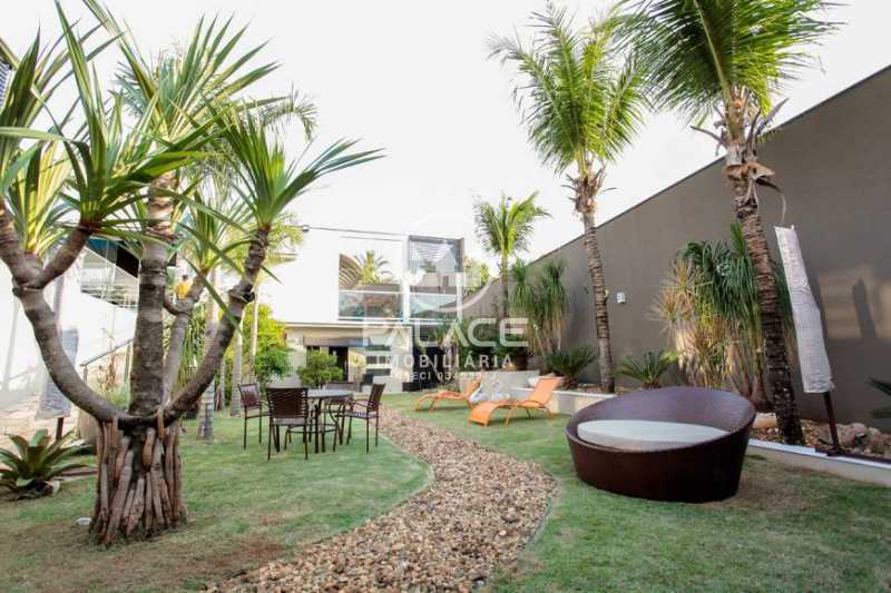 Casa de Condomínio à venda e aluguel com 6 quartos, 610m² - Foto 29