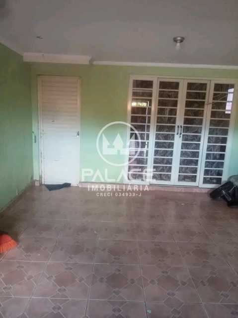 Casa à venda com 4 quartos, 150m² - Foto 1