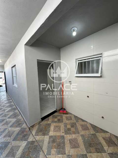 Casa à venda com 2 quartos, 85m² - Foto 9