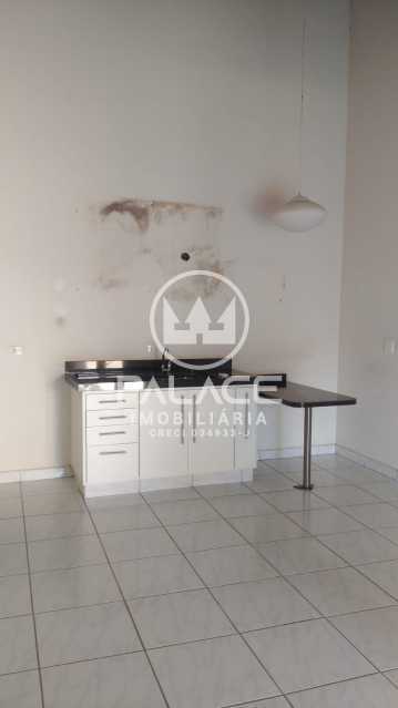 Casa para alugar com 5 quartos, 382m² - Foto 12