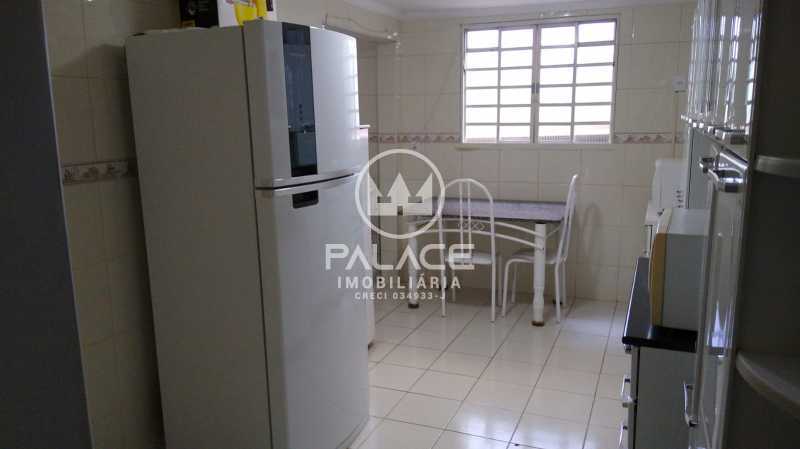 Casa à venda com 3 quartos, 139m² - Foto 17