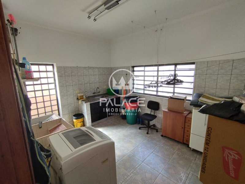 Casa à venda com 3 quartos, 180m² - Foto 16