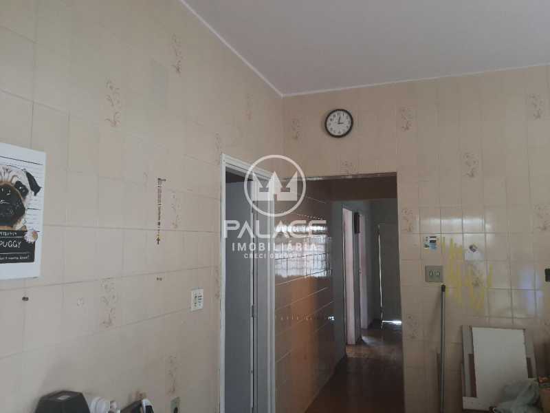 Casa à venda com 3 quartos, 300m² - Foto 15