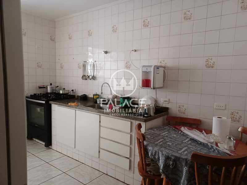 Apartamento à venda com 2 quartos, 75m² - Foto 15