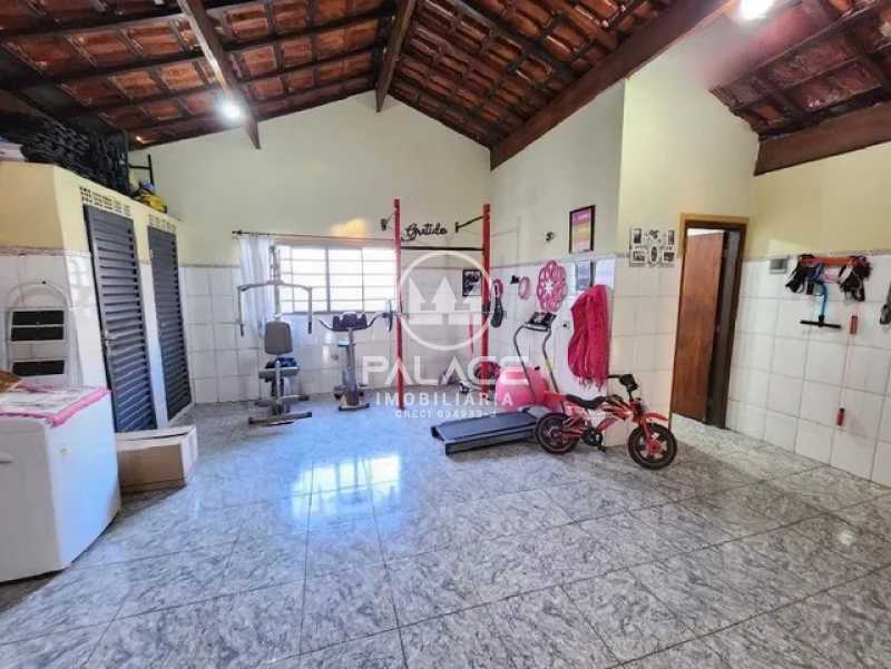 Casa à venda com 4 quartos, 94m² - Foto 14