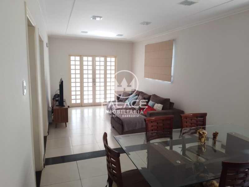 Casa à venda com 3 quartos, 202m² - Foto 9