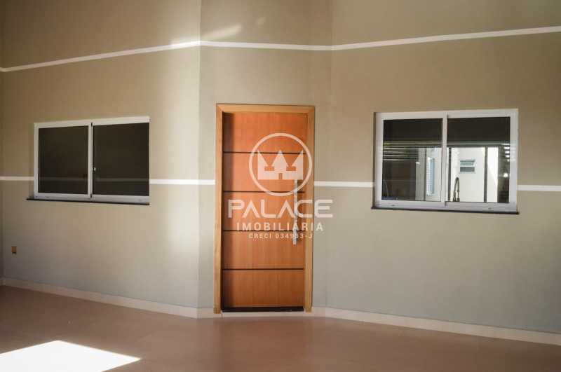 Casa à venda com 3 quartos, 140m² - Foto 2