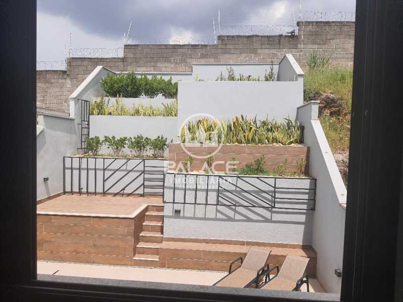 Casa de Condomínio à venda com 3 quartos, 183m² - Foto 17