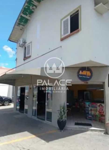 Casa Comercial à venda com 3 quartos, 185m² - Foto 2