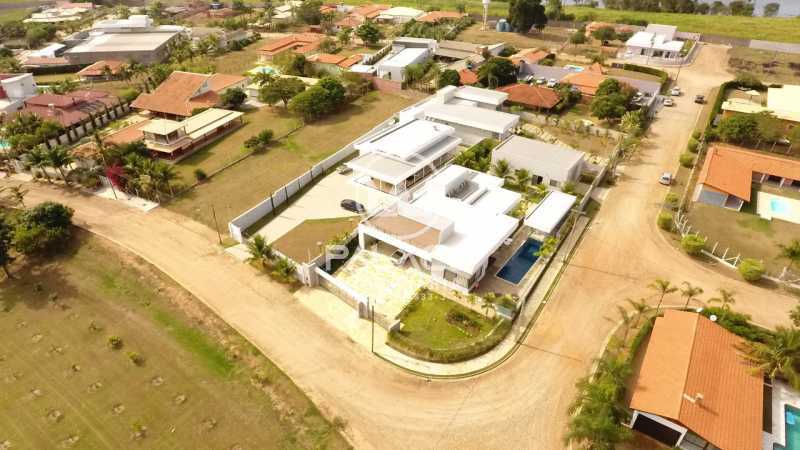 Casa de Condomínio à venda com 6 quartos, 800m² - Foto 2