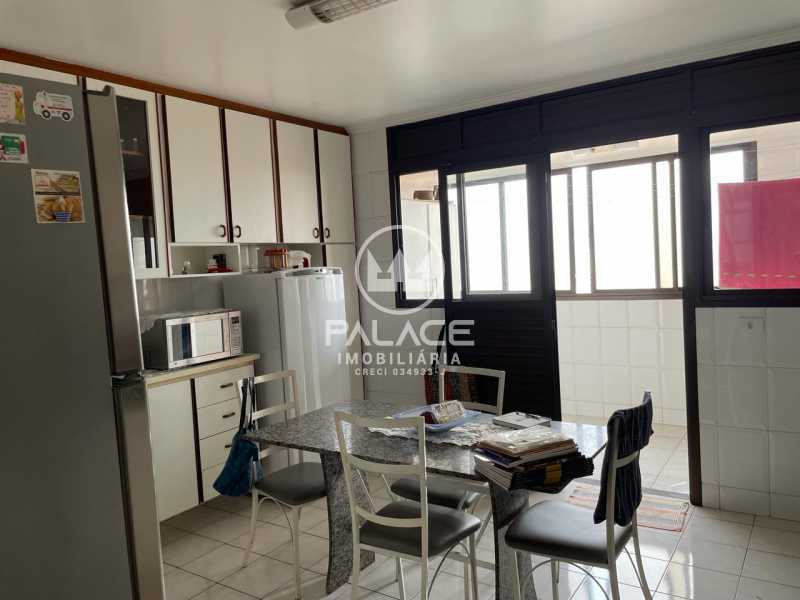 Apartamento à venda com 4 quartos, 150m² - Foto 13