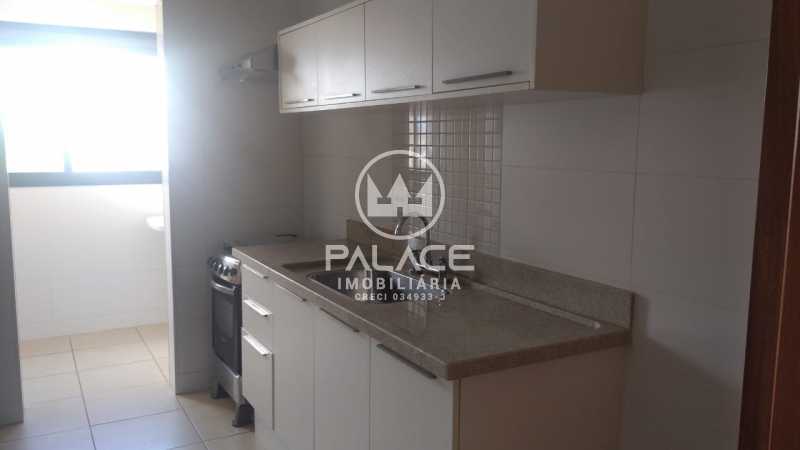 Apartamento à venda com 2 quartos, 74m² - Foto 4