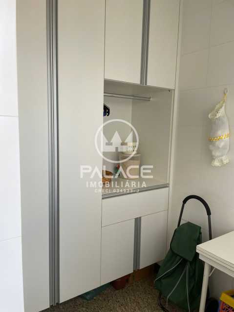 Apartamento à venda com 3 quartos, 122m² - Foto 13