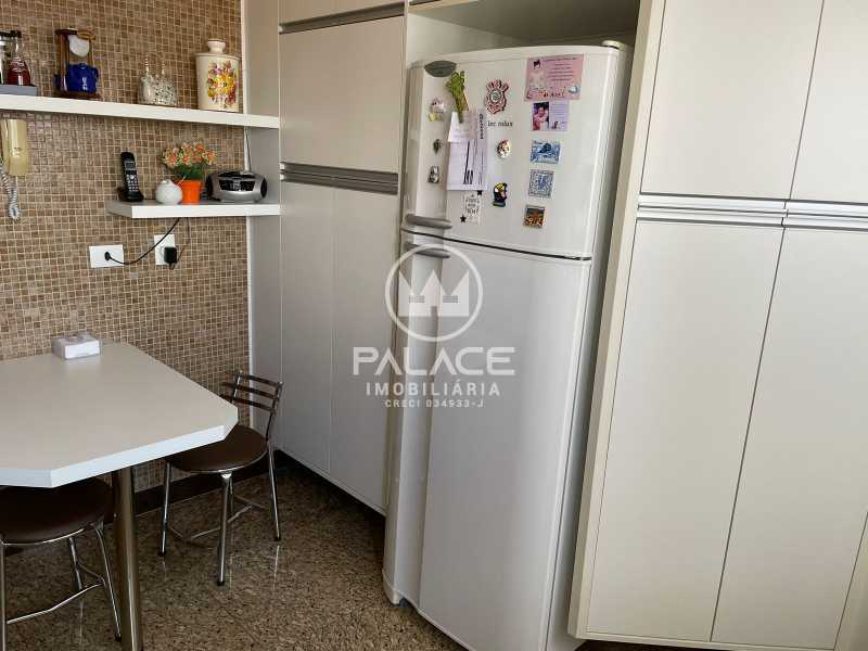 Apartamento à venda com 3 quartos, 122m² - Foto 20