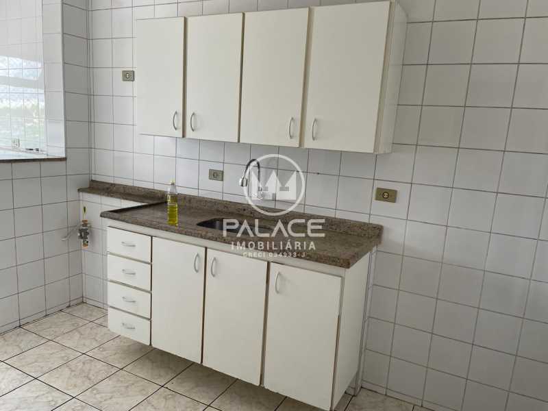 Apartamento à venda com 2 quartos, 74m² - Foto 13