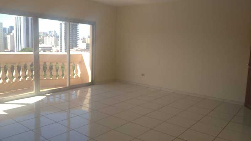 Apartamento para alugar com 3 quartos, 183m² - Foto 4