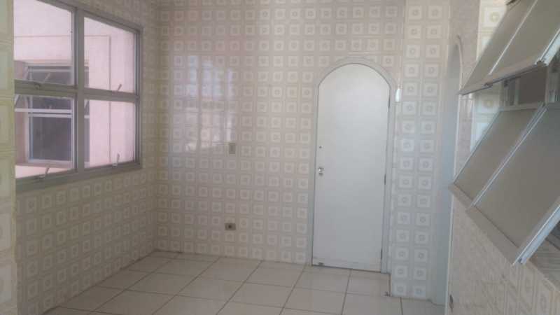 Apartamento para alugar com 3 quartos, 183m² - Foto 11