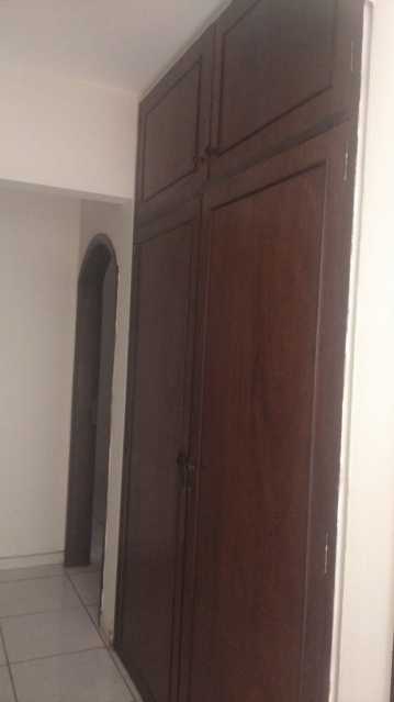 Apartamento para alugar com 3 quartos, 183m² - Foto 13