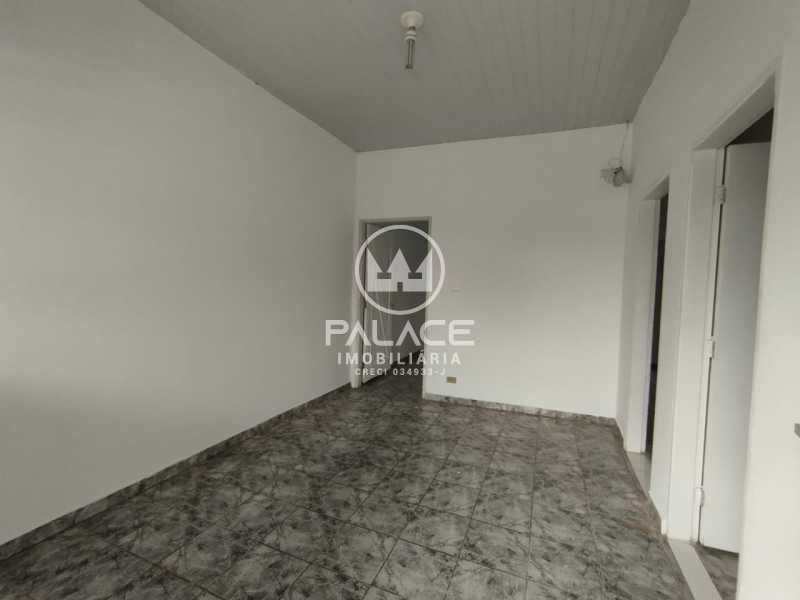 Casa Comercial para alugar com 2 quartos, 70m² - Foto 3