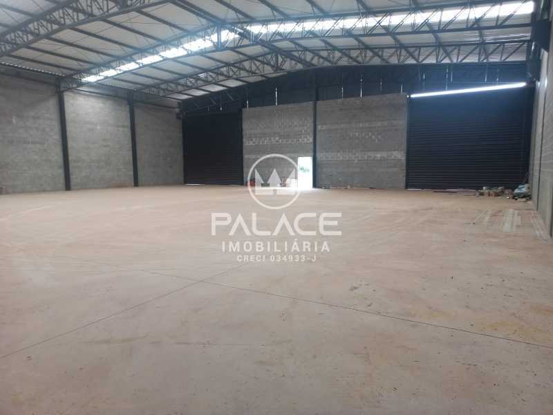 Loja-Salão para alugar, 696m² - Foto 2