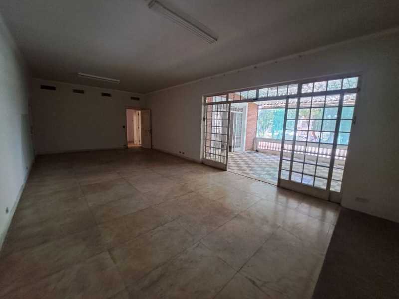 Casa Comercial para alugar com 5 quartos, 875m² - Foto 5