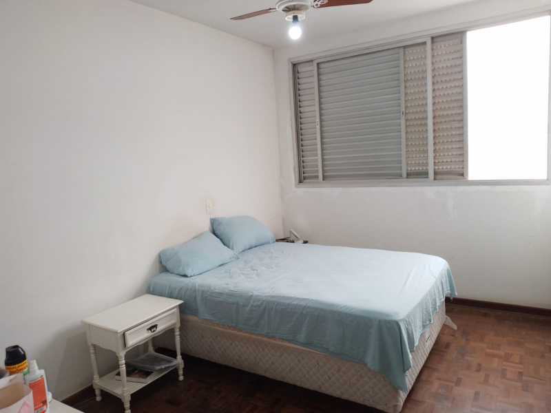 Apartamento à venda com 3 quartos, 121m² - Foto 11