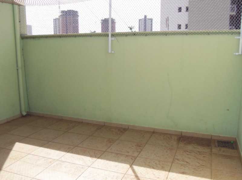 Casa Comercial à venda com 2 quartos, 240m² - Foto 12