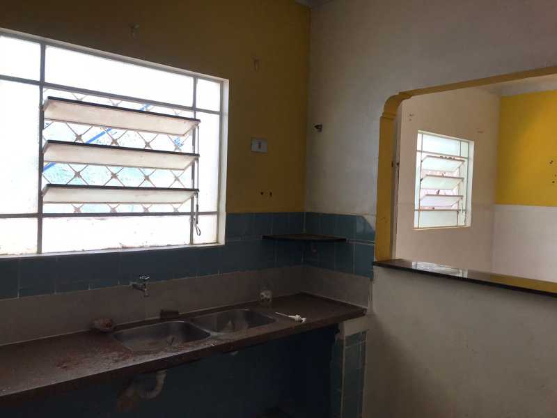 Casa para alugar com 3 quartos, 160m² - Foto 5