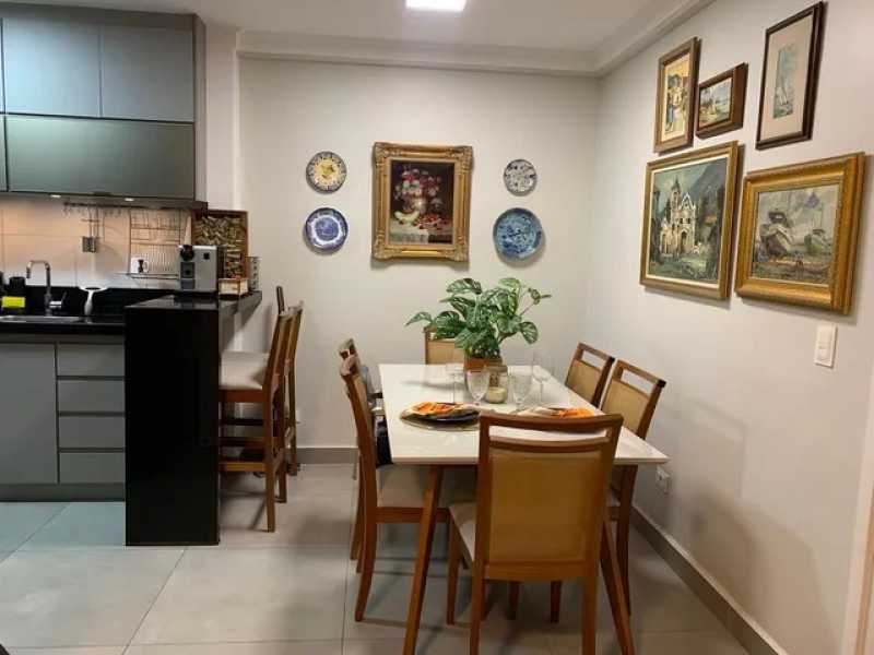 Apartamento à venda com 2 quartos, 62m² - Foto 9