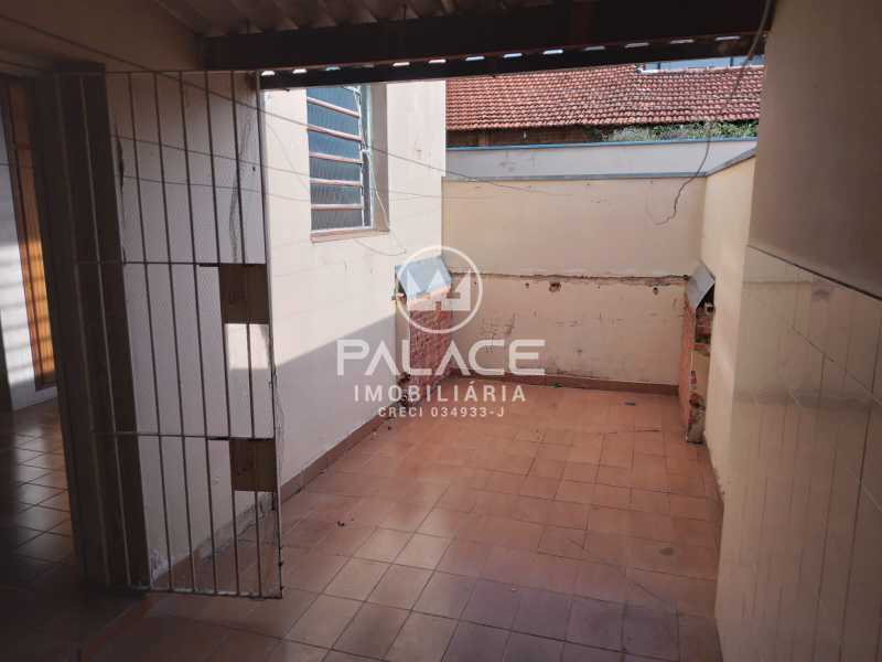 Casa à venda com 6 quartos, 155m² - Foto 4