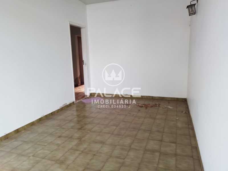 Casa à venda com 6 quartos, 155m² - Foto 9