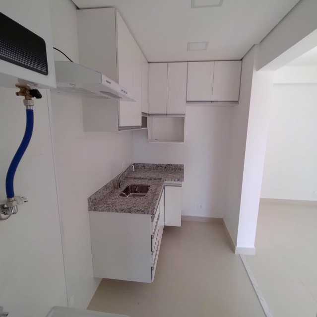 Apartamento à venda com 1 quarto, 48m² - Foto 12