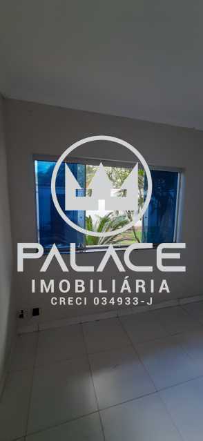 Casa à venda com 3 quartos, 380m² - Foto 2